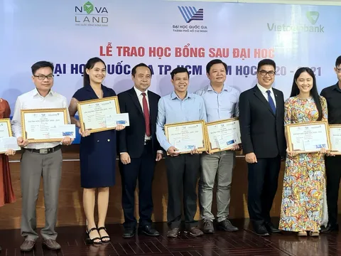 Novaland trao tặng 31 học bổng cho học viên, nghiên cứu sinh ĐHQG TP.HCM