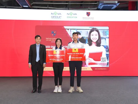 Campus Tour độc đáo của Nova College thu hút hơn 400 học sinh