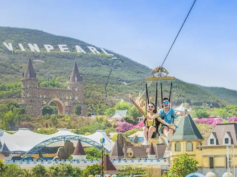 Vinpearl liên tiếp đón khách quốc tế hộ chiếu Vaccine