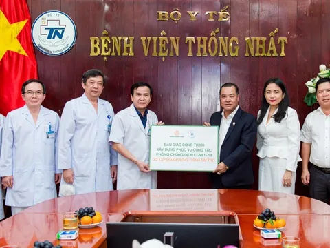 Tập đoàn Hưng Thịnh bàn giao công trình xây dựng phục vụ công tác phòng chống Covid-19 cho Bệnh viện Thống Nhất
