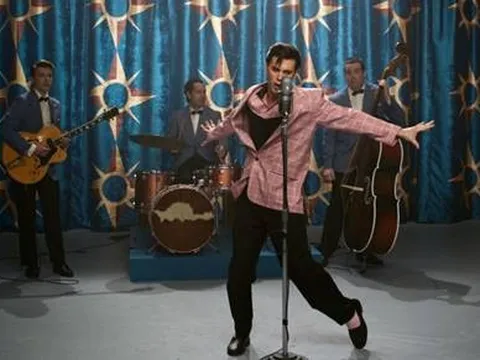 Austin Butler: Hành trình từ nam thần tuổi teen Disney đến Elvis Presley hoàn hảo của màn bạc