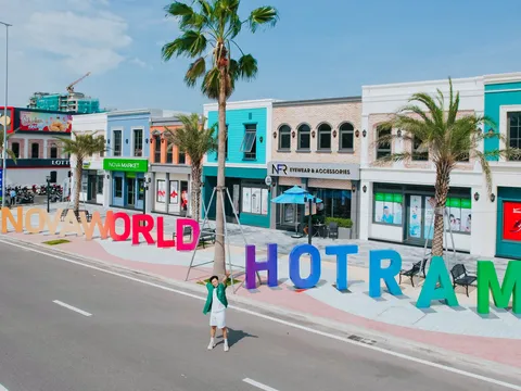 Lý Thành Cơ, Tô Đi Đâu, Minh Trang cùng loạt sao Việt thích thú “oanh tạc” NovaWorld Ho Tram