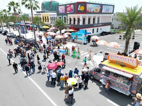 Thủ phủ du lịch Hồ Tràm sôi động dịp lễ