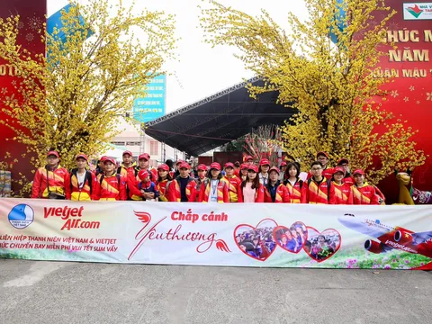 Vietjet có hai chuyến bay miễn phí đưa công nhân về quê ăn Tết