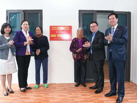 FE CREDIT lan tỏa yêu thương, sẻ chia Tết ấm với những hoàn cảnh khó khăn