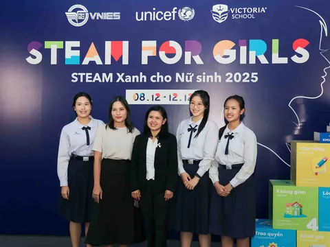 STEAM for Girls 2025: Lan tỏa đam mê khoa học và khơi mở tư duy xanh cho thế hệ nữ sinh mới