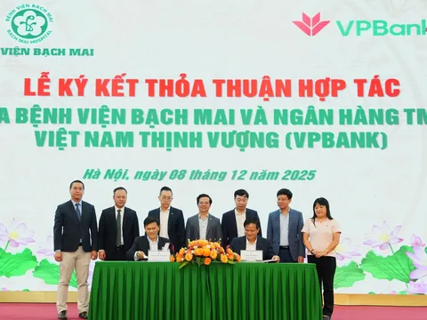 VPBank chung tay vì cộng đồng với khoản tài trợ 40 tỷ đồng cho Bệnh viện Bạch Mai