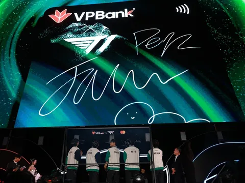 Lần đầu tiên tại Việt Nam, VPBank “chơi lớn”: Ra mắt thẻ độc quyền cho gamer với chữ ký T1