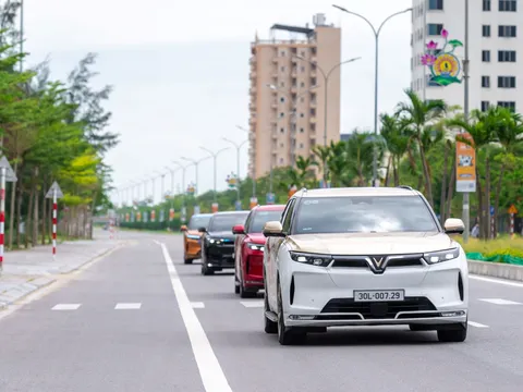 Chủ xe doanh nhân nói về VinFast VF 9: Không gian, tiện nghi đẳng cấp, chi phí ở mức “không cần bận tâm”