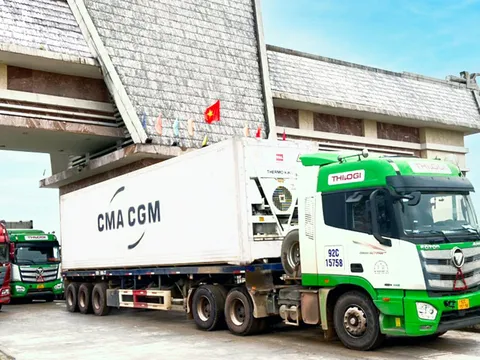 Giải pháp logistics qua cửa khẩu quốc tế Nam Giang cho doanh nghiệp Việt, Lào